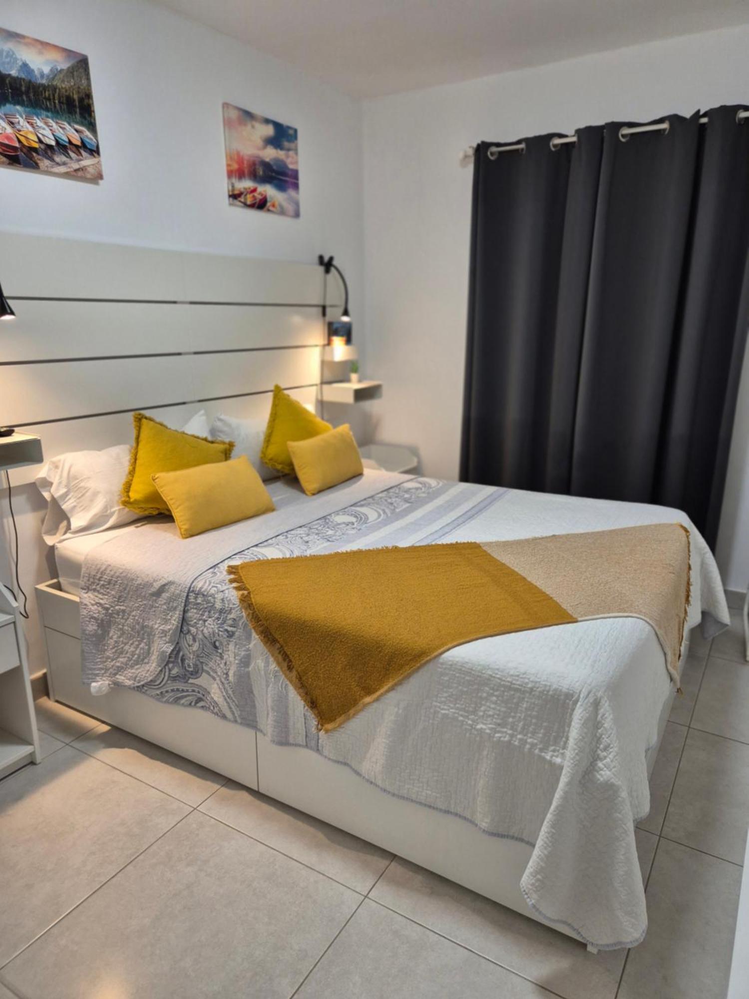 White Suite Deluxe Коста-Тегисе Экстерьер фото